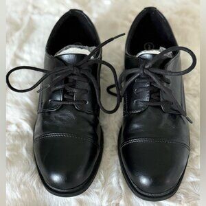 Boys Smart Fit Black Dress Shoes, Size 2
